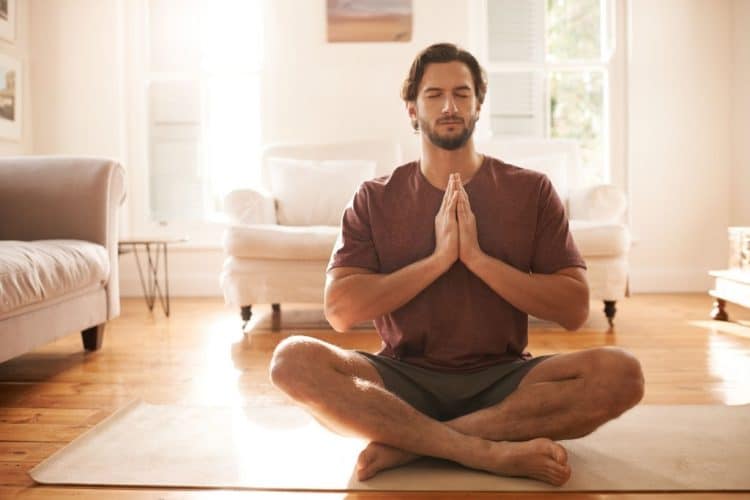 yoga là bài tập thể dục tăng cường sinh lý nam giới