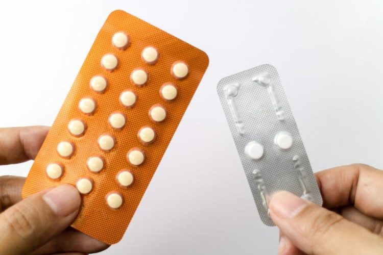 Thuốc tránh thai khẩn cấp và hàng ngày: Bạn nên chọn loại nào?